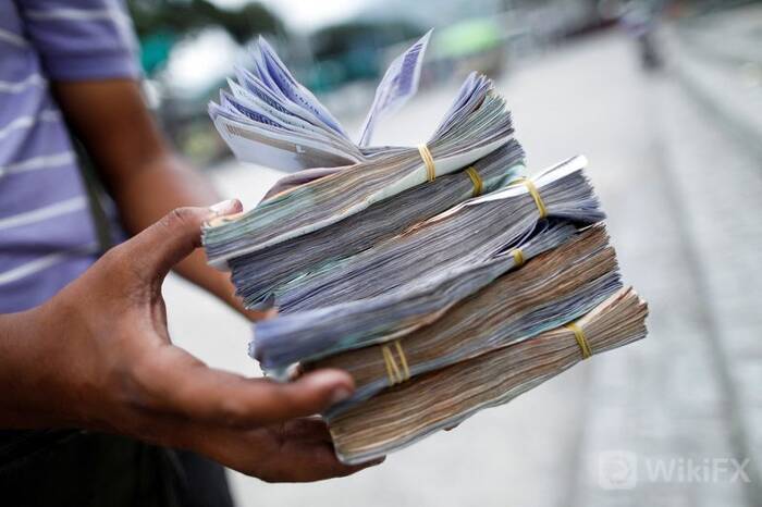 data-analyzing-foreign-market-charts-260nw-201423233.jpg